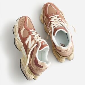 New Balance Unisex 9060 Running Sneaker